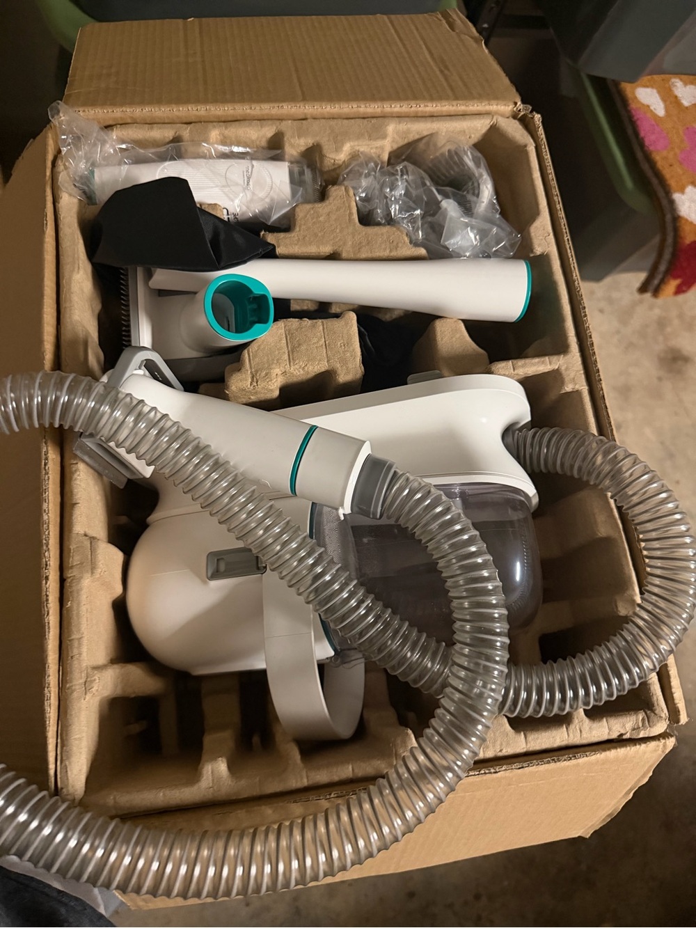 Neakasa P2 Pro Pet Grooming Kit & Vacuum with Attachments